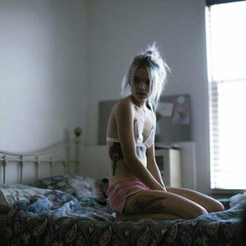 Jolie demoiselle joueuse de Valence rencontre-Valence