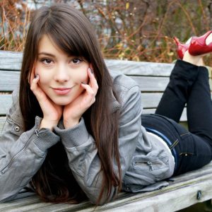 Ma peau contre le soleil d’Arles, et toi à côté Aya - rencontre-Naturiste-Arles