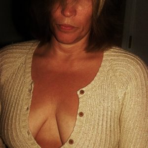 Excité par mes souvenirs coquins Marine - rencontre-MILF-Marseille