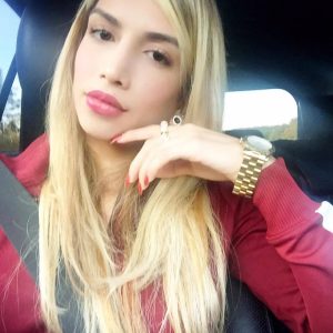 Trente-et-un ans, une soirée libre et de l’excitation en stock Nathanaëlle - rencontre-Milf-Lille