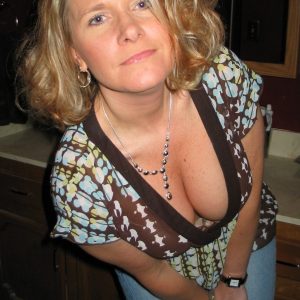 Les talons, c’est pas mon truc Ingrid - rencontre-Cougar-Bayonne
