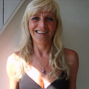 Emma - rencontre-Cougar-Saint-Brieuc