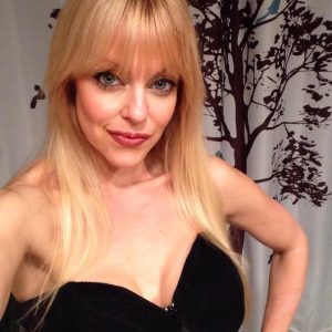  Zoé - rencontre-Milf-Valenciennes