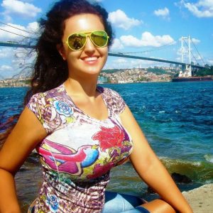Éva - rencontre-Teen-Toulon